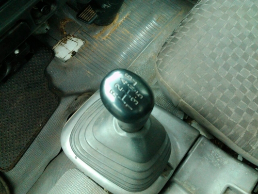 ขายNQR ยาว5.5เมตร 6 เกียร์เดินหน้า 150 แรง ยางเรเดียล6 เส้นเครื่องเดินนิ่มวิ่งดีมากๆครับ