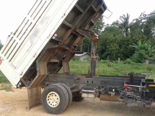 รถฮีโน่ 6 ล้อดั้ม FC9J 175 แรงม้า. ปี 44 ( รถวิ่ง 55,xxx กม. ) สนใจติดต่อ 081 - 6079515 รถฮีโน่ 6 ล้อดั้ม FC9J 175 แรงม้า. ปี 44 ( รถวิ่ง 55,xxx กม. ) สนใจติดต่อ 081 - 6079515