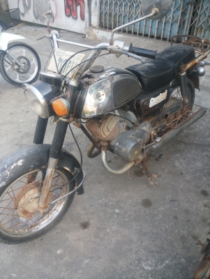 -ขาย K125 เดิม เครื่องไม่ติด 14000บาท สวยครับ มีเล่มเขียวครับ