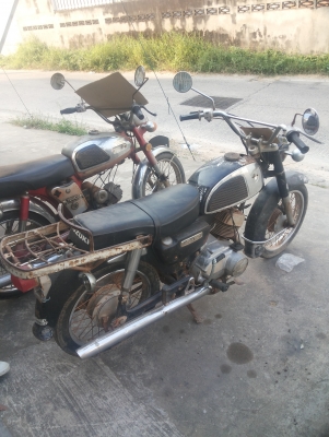 -ขาย K125 เดิม เครื่องไม่ติด 14000บาท สวยครับ มีเล่มเขียวครับ