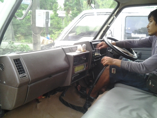 ขายครับรถตู้บัคดี้ สภาพสวยมาก เครื่องดีสุดๆ แอร์เย็นทั้งหน้าและหลัง เบาะมีครบใช้รับส่งนักเรียนอยู่ สภาพพร้อมใช้งาน เครื่องฝาทอง90 ขายถูก 79000 บาท ขายครับรถตู้บัคดี้ สภาพสวยมาก เครื่องดีสุดๆ แอร์เย็นทั้งหน้าและหลัง เบาะมีครบใช้รับส่งนักเรียนอยู่ สภาพพร้อมใช้งาน เครื่องฝาทอง90 ขายถูก 79000 บาท