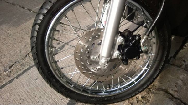 LET 2013 วิ่งแค่ 1500 สภาพสวยกริ๊บ มีประกัน ขายถูกๆ ราคาต่อรองได้