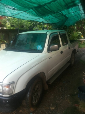 ต้องการขายรถToyota 4ประตู ราคา 170,000 บาท