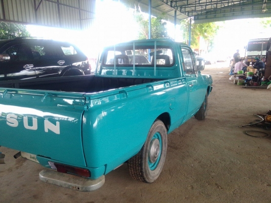 ดัชสัน 620  เกียร์คอ  ไฟเลี้ยวนอน เครื่องเดิม คอนโซนเดิม ยางเปลี่ยนใหม่