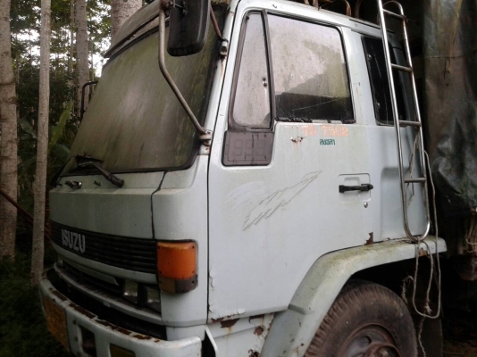 isuzu rocky 10ล้อล่อง 1เพลา 175แรงม้า รถเครื่องดีคัทซีสวย สภาพพร้อมใช้งาน ราคาต่อรองได้ 087-2976734