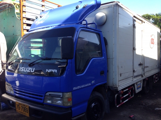 ขายรถ 6 ล้อ ตู้แห้ง อีซูซุ NPR , NKR