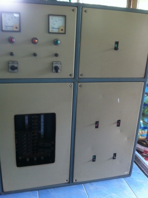 ตู้คอนโทรล 150 แอมป์ ราคา 8500