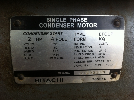 ปั๊มน้ำ 3 สูบ มอเตอร์ฮิตาชิ ไฟ220 โวล์ล สภาพพร้อมใช้งาน