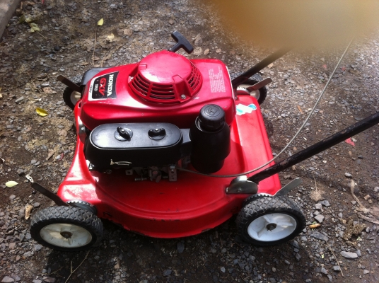 รถตัดหญ้าHONDA 5.5 สภาพพร้อมใช้