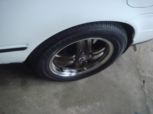 ขายล้อแม็ก enkei แท้japanขอบ14x6off38 4รู100พร้อมยางบริสโตนดอกหนาๆใส่ใช้อยูในรถtoyota paseo