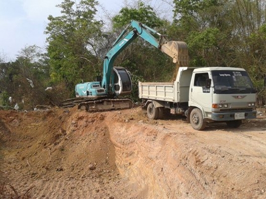 ขายรถหกล้อดั้มFCเคื่รอง120เเรงปี43
