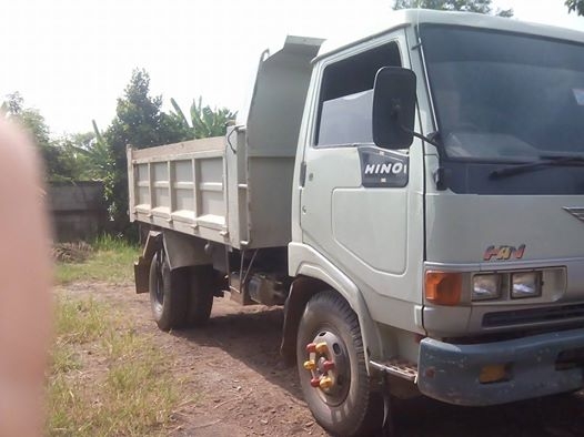 ขายรถหกล้อดั้มFCเคื่รอง120เเรงปี43