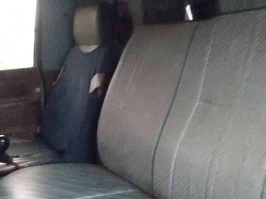 (ขายแล้วค่ะ เสี่ยขจรศักดิ์ จ.สมุทปราการ)หกล้อดั้ม  NKR 3 คิว  88 แรงม้า  เดิมทั้งคัน  (รถห้างแท้) เล่มพร้อมโอน