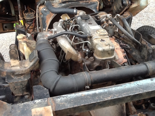 (ขายแล้วค่ะ เสี่ยขจรศักดิ์ จ.สมุทปราการ)หกล้อดั้ม  NKR 3 คิว  88 แรงม้า  เดิมทั้งคัน  (รถห้างแท้) เล่มพร้อมโอน