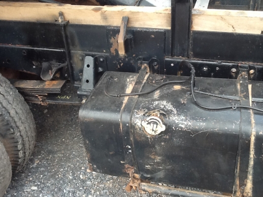 (ขายแล้วค่ะ เสี่ยขจรศักดิ์ จ.สมุทปราการ)หกล้อดั้ม  NKR 3 คิว  88 แรงม้า  เดิมทั้งคัน  (รถห้างแท้) เล่มพร้อมโอน