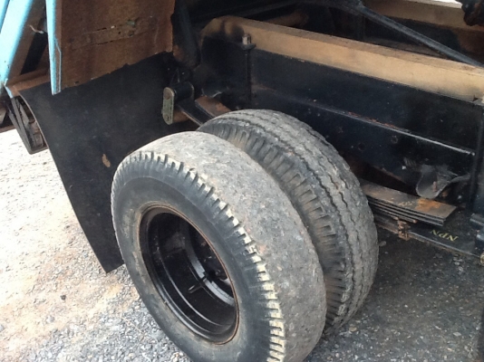 (ขายแล้วค่ะ เสี่ยขจรศักดิ์ จ.สมุทปราการ)หกล้อดั้ม  NKR 3 คิว  88 แรงม้า  เดิมทั้งคัน  (รถห้างแท้) เล่มพร้อมโอน