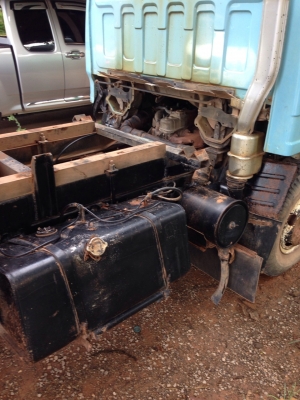 (ขายแล้วค่ะ เสี่ยขจรศักดิ์ จ.สมุทปราการ)หกล้อดั้ม  NKR 3 คิว  88 แรงม้า  เดิมทั้งคัน  (รถห้างแท้) เล่มพร้อมโอน