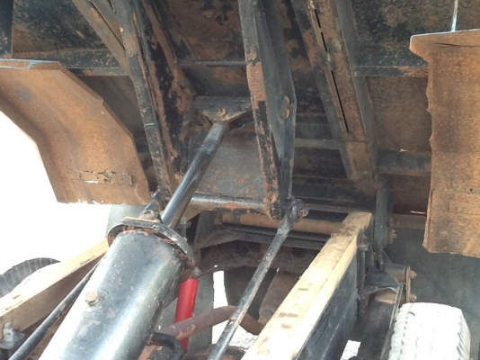 (ขายแล้วค่ะ เสี่ยขจรศักดิ์ จ.สมุทปราการ)หกล้อดั้ม  NKR 3 คิว  88 แรงม้า  เดิมทั้งคัน  (รถห้างแท้) เล่มพร้อมโอน