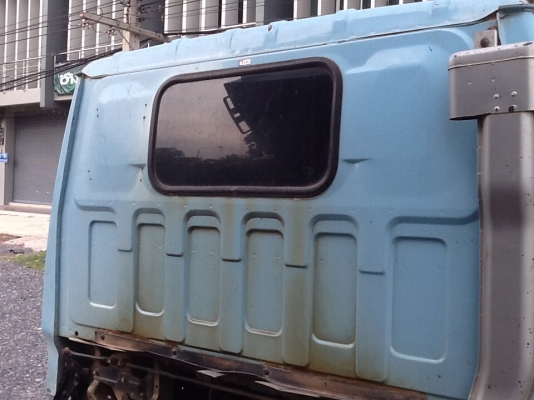 (ขายแล้วค่ะ เสี่ยขจรศักดิ์ จ.สมุทปราการ)หกล้อดั้ม  NKR 3 คิว  88 แรงม้า  เดิมทั้งคัน  (รถห้างแท้) เล่มพร้อมโอน