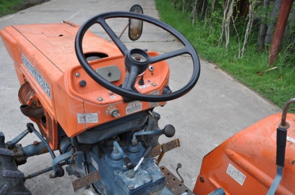 ขาย KUBOTA L18แรง 4WD ขับ4ล้อ สวยเดิมจากญี่ปุ่นยังไม่เคยใช้ในไทยแรงสะใจ  79,000 เท่านั้น!!