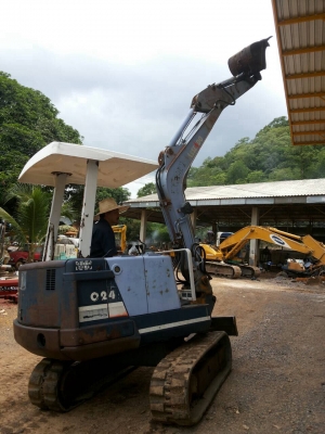 ขายรถขุด-ดัน KUBOTA. kx-024. รถเก่านอก มีเอกสารแจ้งจำหน่าย สภาพดีพร้อมใช้งาน