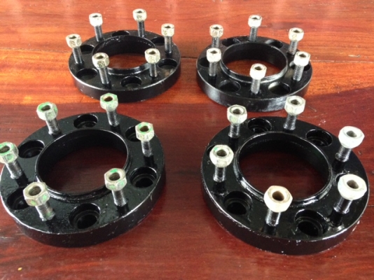 อะแดปเตอร์เหล็ก6รู เหลือ2ตัว 1200