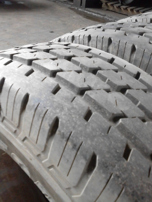 195R14 กะทะล้อพร้อมยางBRIDGESTONE LEO 677  ชุด 4 ล้อ  โทร.081-427-3941