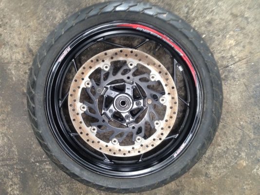 เสื้อขับรถ หมวก ยางเปอร์เซนต์ มาใหม่หลายเส้น 400-1500 ล้อหน้าninja 2013