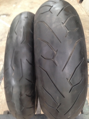 เสื้อขับรถ หมวก ยางเปอร์เซนต์ มาใหม่หลายเส้น 400-1500 ล้อหน้าninja 2013