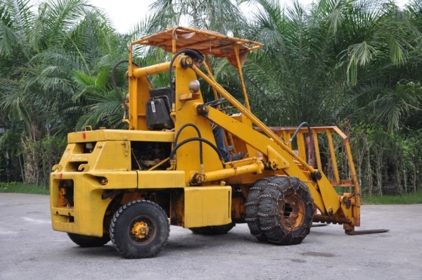 ขายรถตัก KOMATSU SD10 สวยเดิมจากญี่ปุ่น งากระดก ยังไม่เคยใช้ในไทย 129,000เท่านั้น