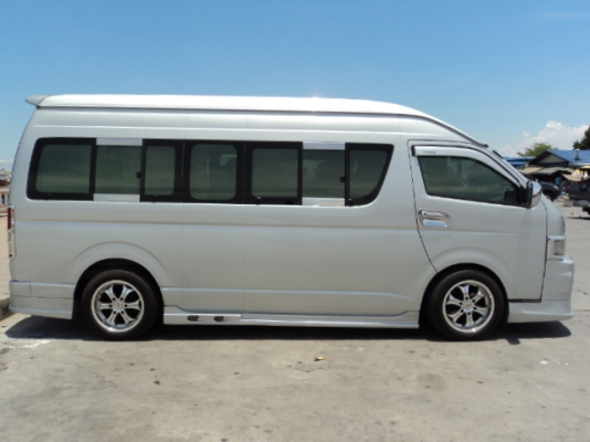 TOYOTA COMMUTER TOYOTA COMMUTER