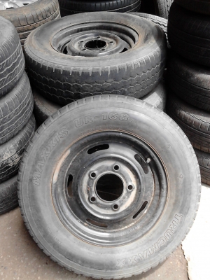 กะทะล้อพร้อมยาง 215/75R16  TRUCK MAXX MAXXIS UE-168 TEL.081-427-3941