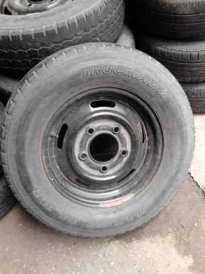 กะทะล้อพร้อมยาง 215/75R16  TRUCK MAXX MAXXIS UE-168 TEL.081-427-3941
