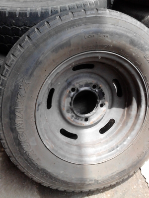 กะทะล้อพร้อมยาง 215/75R16  TRUCK MAXX MAXXIS UE-168 TEL.081-427-3941