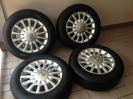 เเม็ก NISSAN เทียน่า230JM พร้อมยางGOODYEAR205 65 16ปี13สภาพใหม่ๆ
