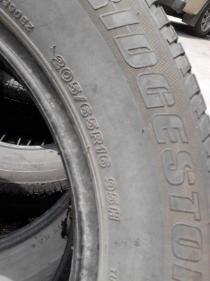 205/65R16 BRIDGESTONE  B390   ชุด 4 เส้น TEL.081-427-3941