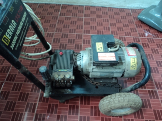 ปั้มฉีดนำ้แรงดันสูง