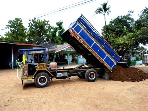 ขอบคุณ   truck2handครับ ส่งแล้วครับ กำแพงเพชร ไทรทอง