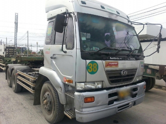 รถนิตสัน 10 ล้อ หัวลาก  320 แรงม้า. ปี 47  สนใจติดต่อ 081 - 6079515