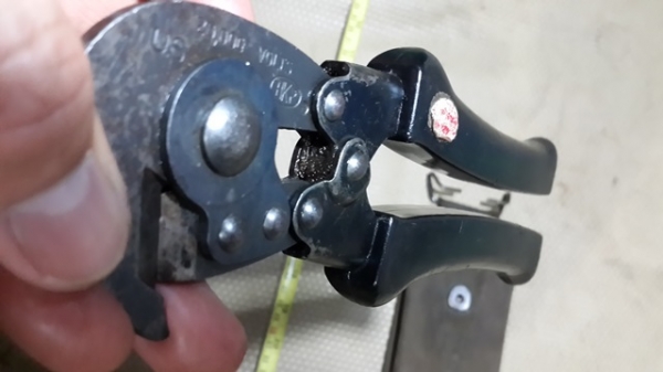 คีมตัดสาย สนาม US งานเก่าสภาพเยี่ยม เหนียวๆ