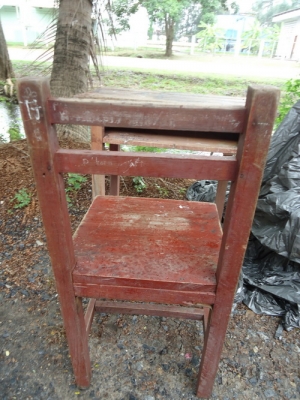 โต๊ะ+เก้าอี้นักเรียน โต๊ะ+เก้าอี้นักเรียน