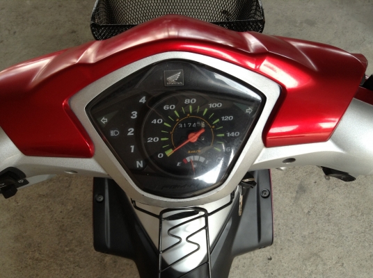 ขาย!!! เวฟ110ไอ สต๊าทมือ ปี53 รถเครื่องดีคับ ทะเบียนครบ ภาษีไม่หมด