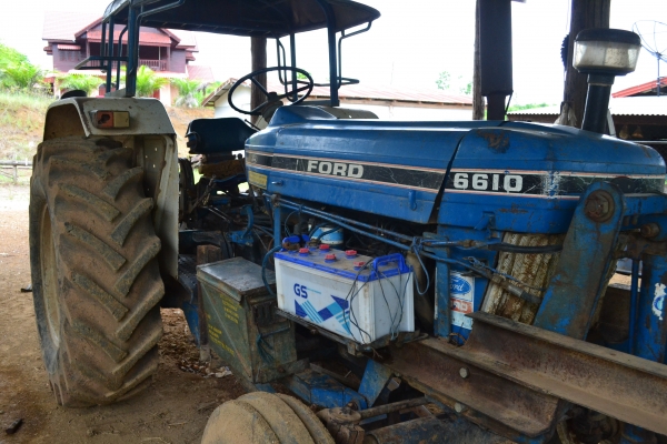 ขาย รถไถ FORD 6610