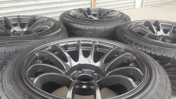 Advan ขอบ 17 5รู114 กว้าง 9.5 ทั้ง4วง พร้อมยางสวยๆ