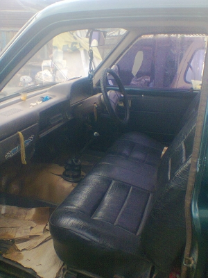 โตโยต้าม้ากระโดด LN40