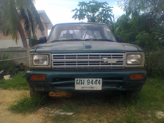 โตโยต้าม้ากระโดด LN40