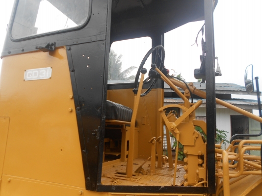 ขายโคมัสสุ รุ่น GD 31