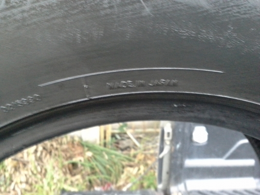 ยางToyo 245/70/16 ปี10 ดอกสวยๆไม่มีกินข้างไม่บวมไม่บั้ง