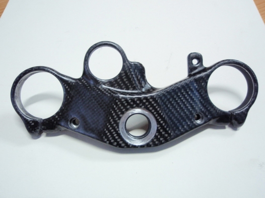 รับหุ้มคาร์บอน ขึ้นรูปชิ้นงานปั้นงานตามแบบและซ่อมงานคาร์บอนราคาถูกๆ