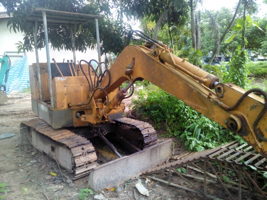 ขายรถแบคโฮเล็กKOMATSU pc-02 รุ่น 1  เทียบเท่าpc -20ราคาถูกด่วนใครมาก่อนได้ก่อน